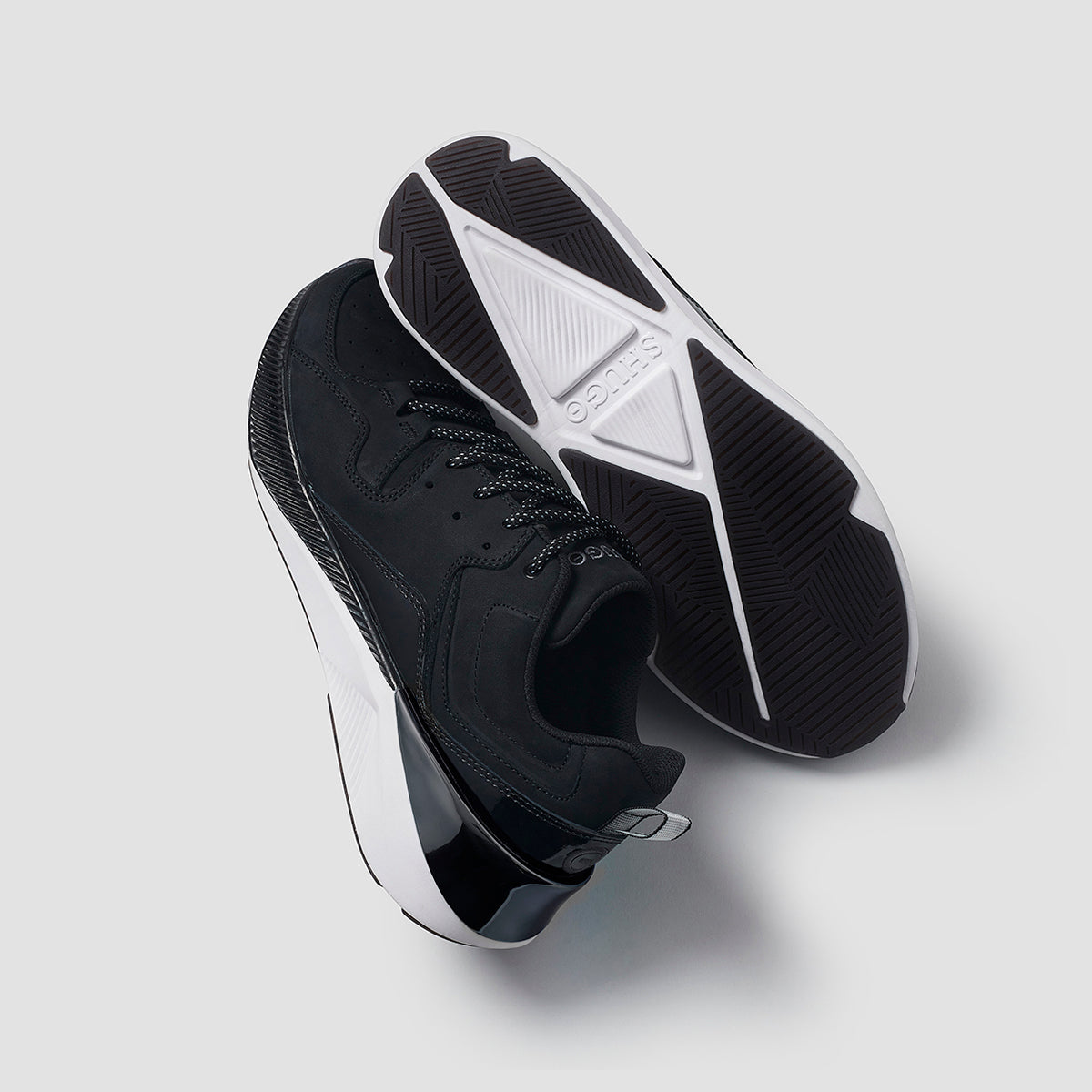 SHUGO Zero Trainer in Jet Black