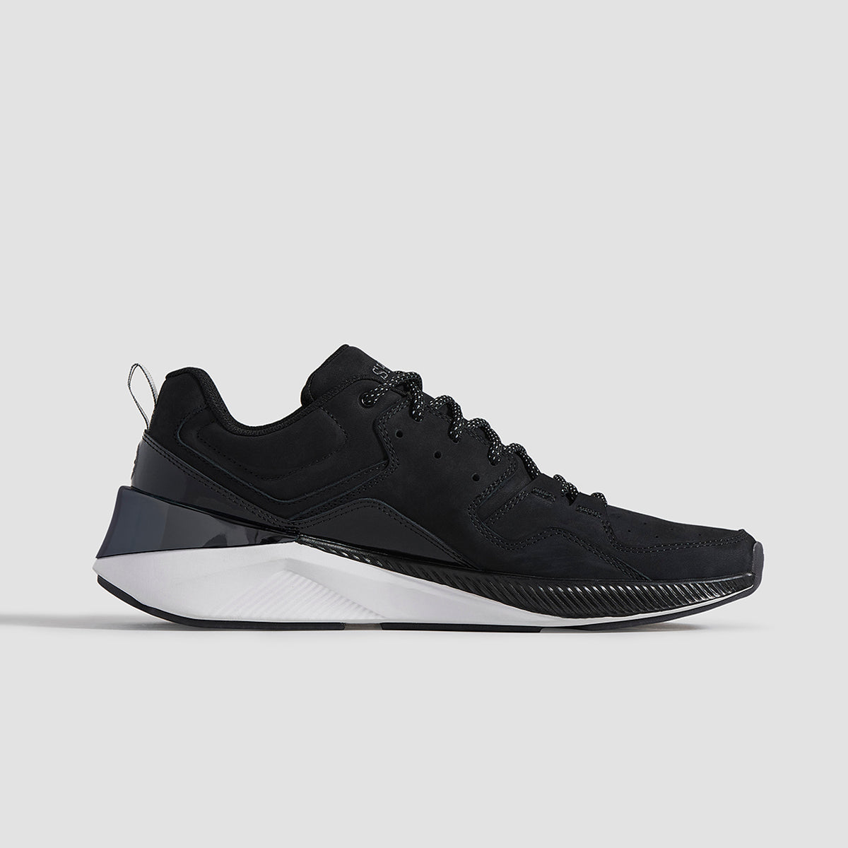 SHUGO Zero Trainer in Jet Black