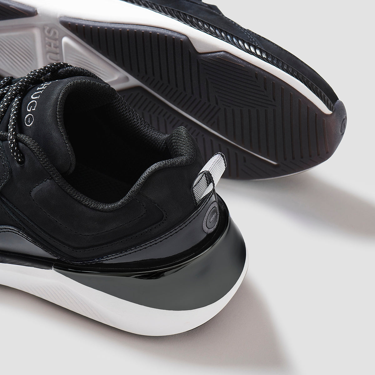 SHUGO Zero Trainer in Jet Black
