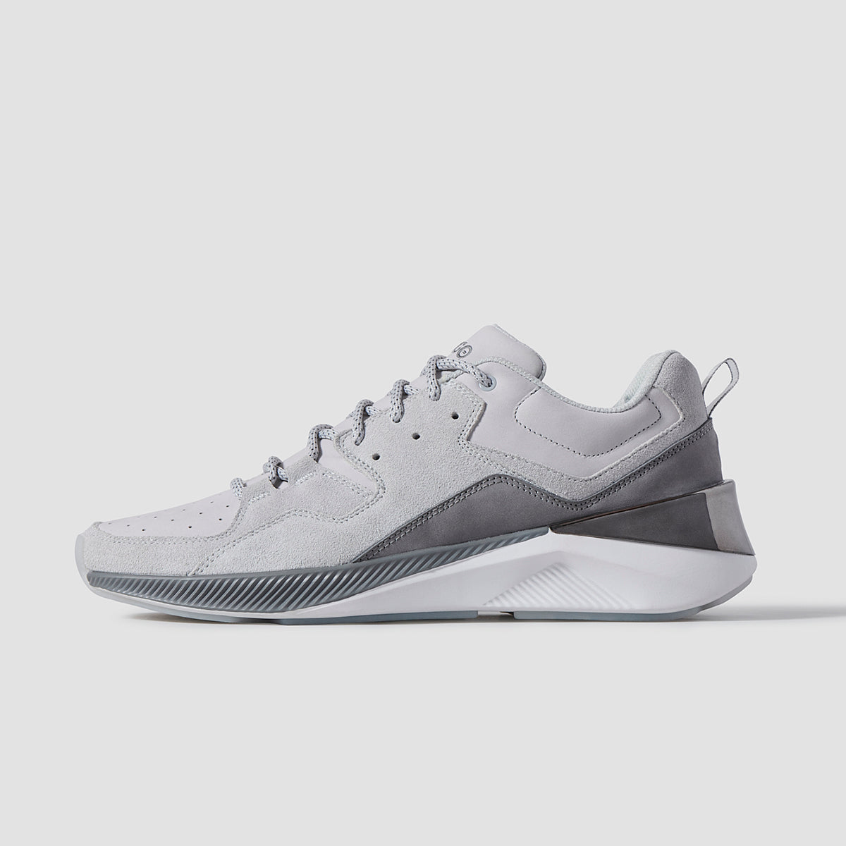 SHUGO Zero Trainer in Nardo Gray