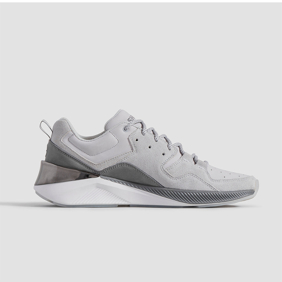 SHUGO Zero Trainer in Nardo Gray